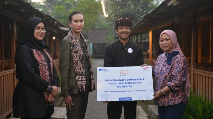 Menpar Widiyanti Apresiasi Astra Rawat Budaya Osing Lewat Program Desa Sejahtera Kemiren