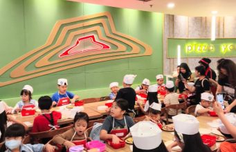 Mal Taman Anggrek Hadirkan Aktivitas Seru Liburan Sekolah di Summer Camp with Care Bears