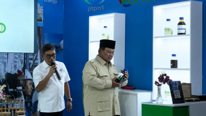 Presiden Prabowo Tinjau Hilirisasi Bioetanol PTPN I (Persero), Perkuat Ketahanan Pangan dan Energi Nasional