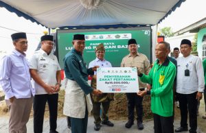 Sukses Panen Raya, Kelompok Petani Binaan BAZNAS di Sumut Tunaikan Zakat Rp16 Juta