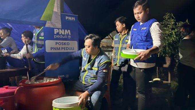 Dari Posko ke Posko, PNM Terus Bergerak Dampingi Warga Terdampak Gempa NTT