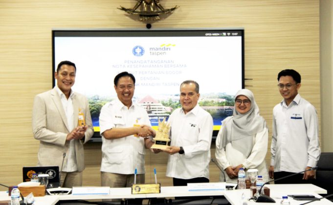 Perkuat Literasi Keuangan dan Pengembangan SDM, Bank Mandiri Taspen Jalin MoU Dengan IPB University