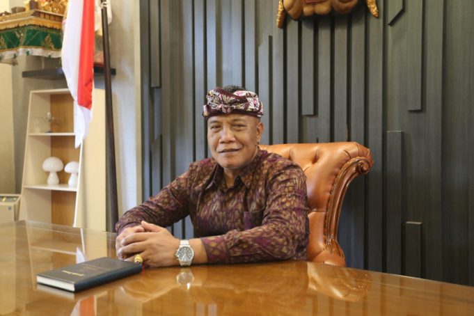 Ketua DPRD Klungkung Tegaskan Pengawasan Ketat Pengiriman Sampah ke Zona Penyangga PKB