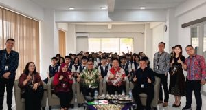 Dorong Generasi Muda Lebih Cerdas Finansial, Danamon Gelar Literasi Keuangan dan Revitalisasi Perpustakaan di Jambi