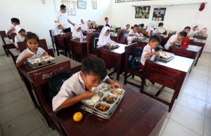 BGN Hitung Ulang Anggaran MBG, Guru Besar IPB Tawarkan Menu Lokal Bergizi Rp7.000