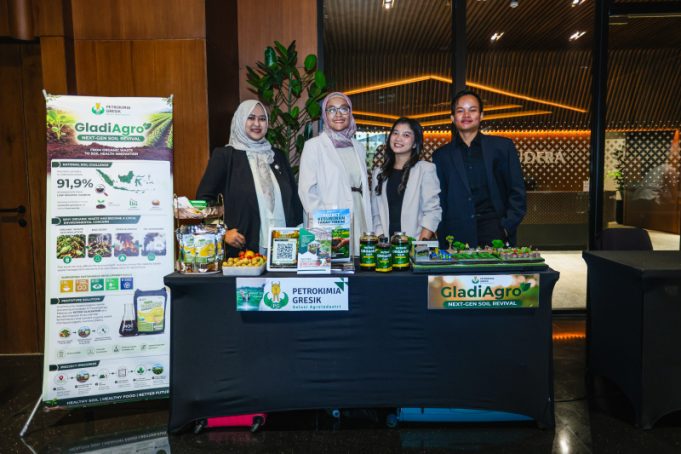 GLADIAGRO DORONG PEMULIHAN KESEHATAN TANAH, ANTARKAN PETROKIMIA GRESIK RAIH PENGHARGAAN TERTINGGI SDGs INNOVATION ACCELERATOR FOR YOUNG PROFESSIONALS 2026