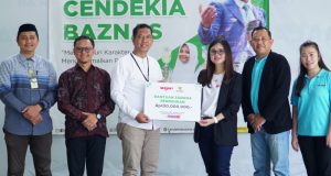 Bersama BAZNAS RI, PT Wook Global Technology Salurkan Bantuan Peralatan Sekolah untuk Santri SCB