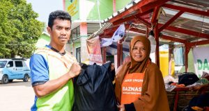 Dari Dapur Umum BAZNAS, Penyintas Gempa NTT Bangkit dan Menguatkan Sesama