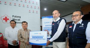 Danone Indonesia Bersama PMI Dukung Warga Terdampak Gempa NTT