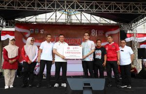 Rayakan HUT RI ke-81, Optik Melawai Donasikan 1000 Kacamata di Jakarta Utara