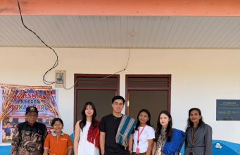Timothy Ronald Bangun Sekolah ke 5 di Sumba Timur
