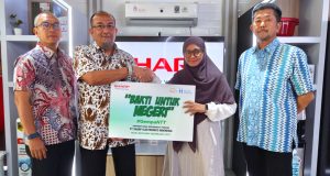 Peduli Korban Gempa NTT, Sharp Indonesia Hadirkan Kepedulian dan Salurkan Bantuan