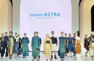 Yayasan Astra – YDBA Hadirkan 5 UMKM Fashion Binaan di Fashion Nation 2026, Angkat Tenun Manggarai Barat ke Panggung Fashion Modern