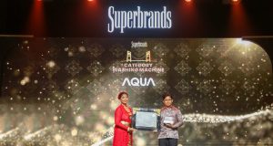 Raih 2 Penghargaan Superbrands 2026, AQUA Elektronik Perkuat Kepercayaan Konsumen