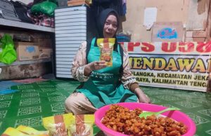 Dibantu BAZNAS, Omzet Usaha Snack Mustahik di Kalteng Naik hingga Rp12 Juta