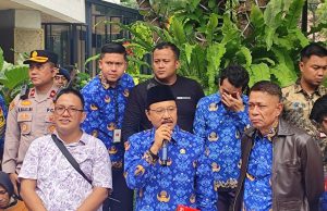 Ratusan Massa KWJK Gelar Demo di Kemensos RI Minta Data Desil Segera Diperbaiki