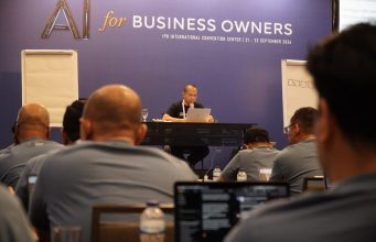 SyaREA World Ingatkan Pengusaha, Jangan Kehilangan Jati Diri Bisnis Karena AI