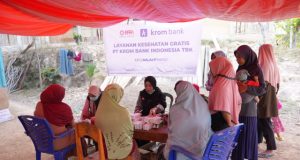 Dukung Pemulihan Warga Terdampak Bencana NTT, Krom Bank Hadirkan Dapur Umum dan Layanan Medis