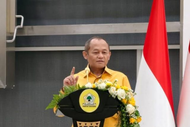 Menteri Perindustrian Muhammad Sarmuji